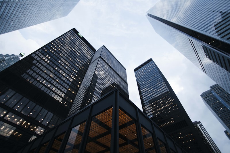 How to Buy Commercial Real Estate Using an SMSF
